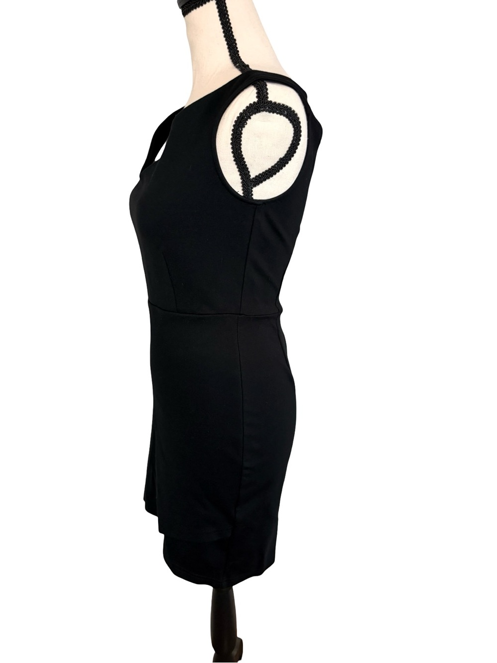 Babaton Onyx Dress Size 4 Black Bodycon Mini Dress - Picture 3 of 12